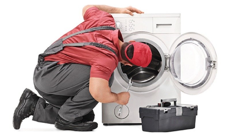 Cambiar por nuevos modelos, alienta las reparaciones de línea blanca que se recicla para segmentos sociales más bajos.
